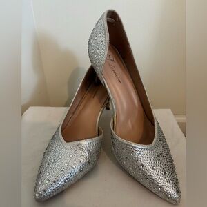 L Lorraine Silver Gem Embellished 3” Heel Shoes Women’s Size 8.5 or 8-1/2